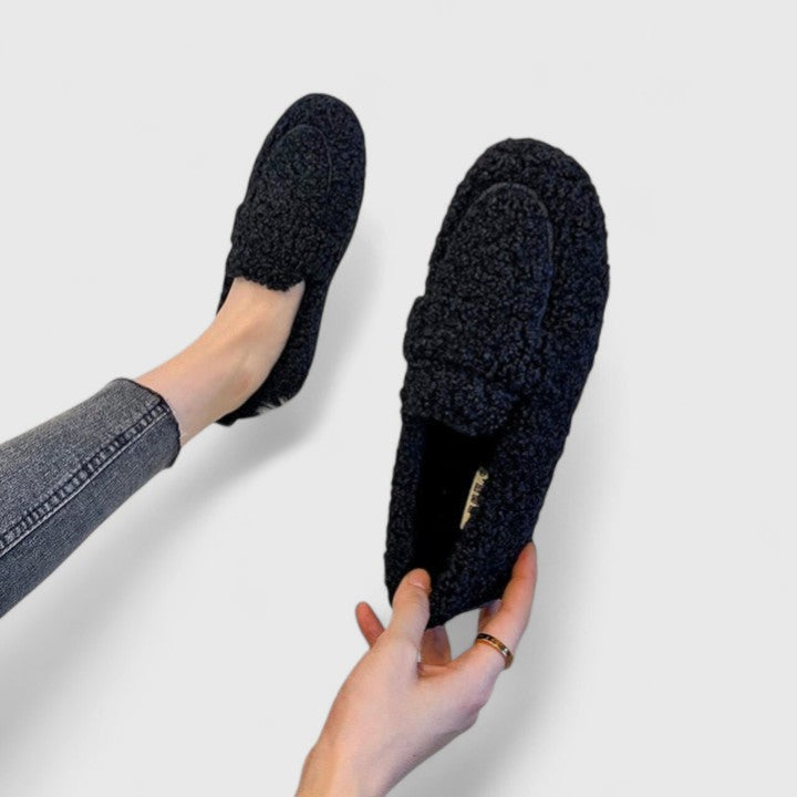 MaisonNox®| Warme Slipper met Elegant Design