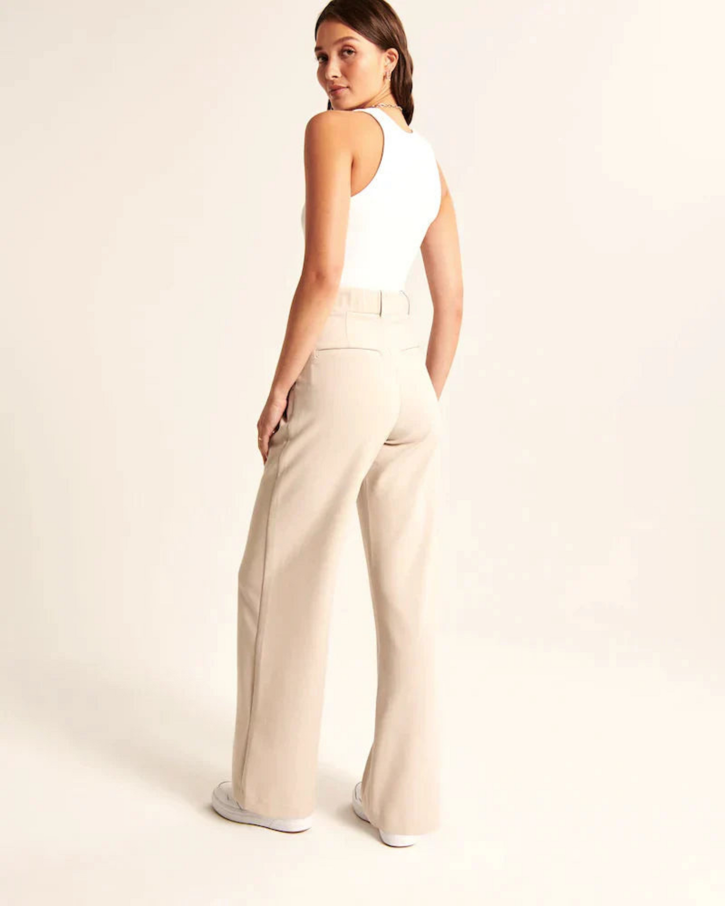 MaisonNox® | Elegante en Modellende T-Curve™ Broeken
