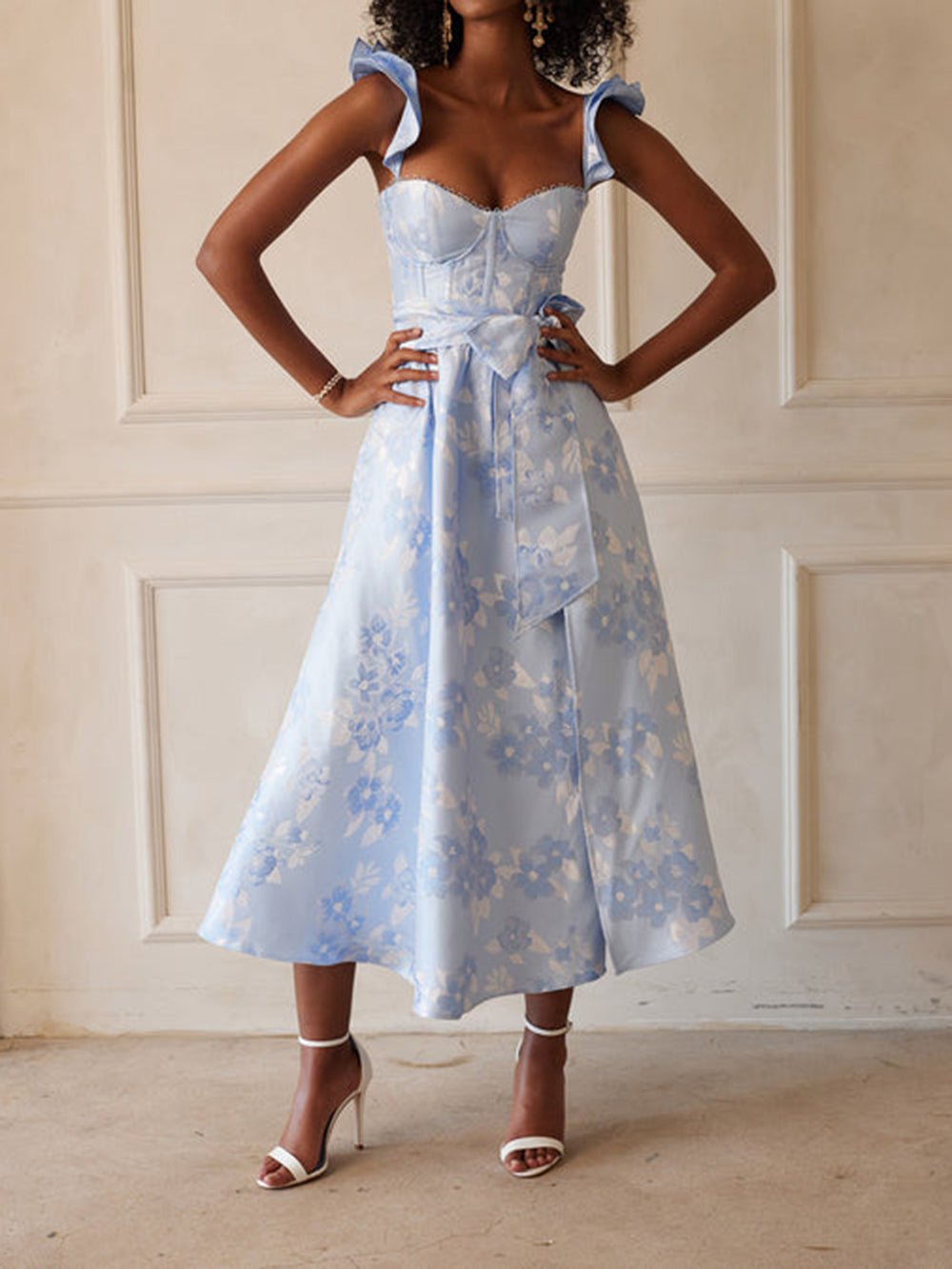 MaisonNox® | Gestrikt jurk met print en vlindermouwen