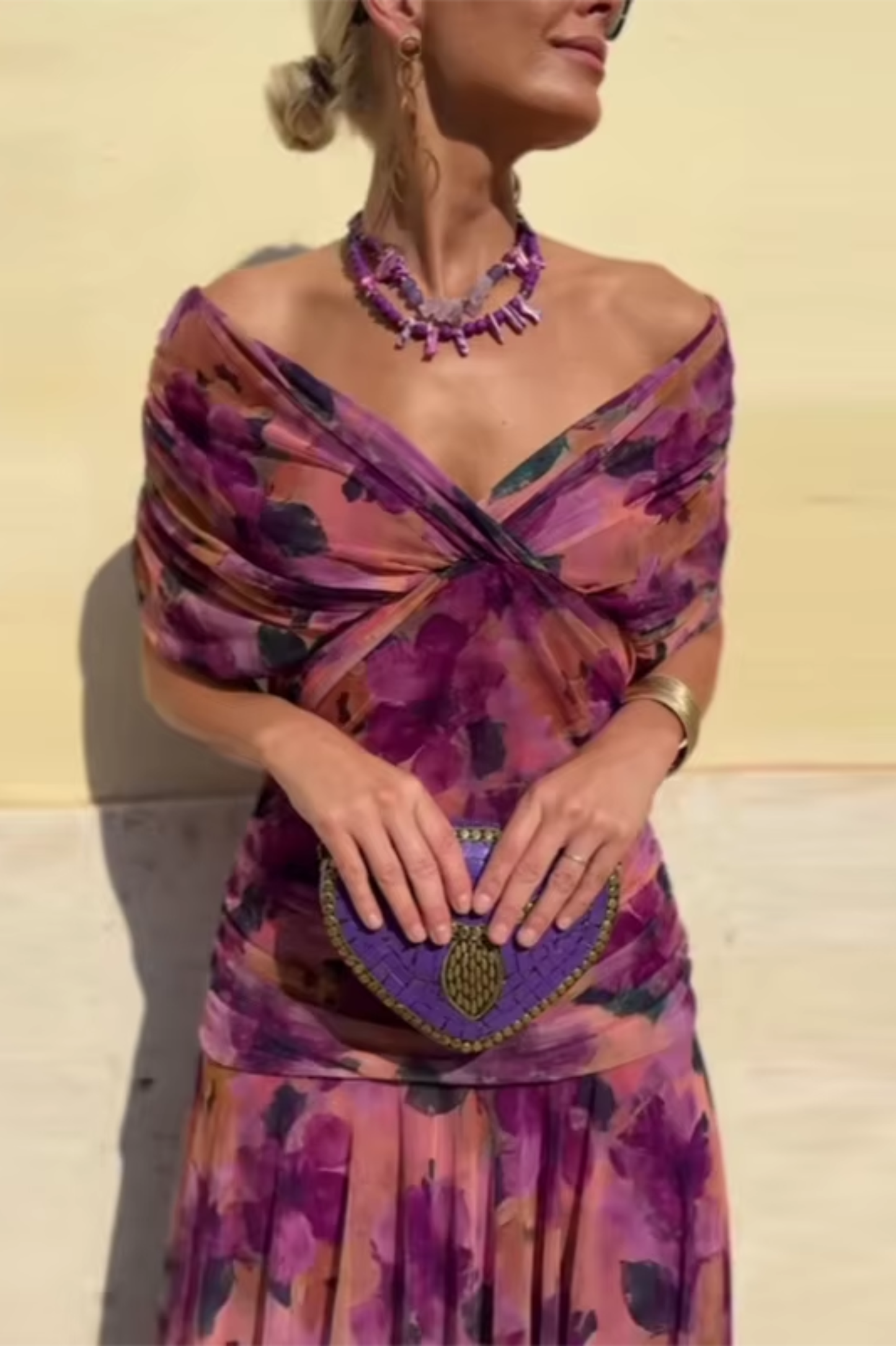 maisonnox® | Elegante feestelijke maxi-jurk met V-hals