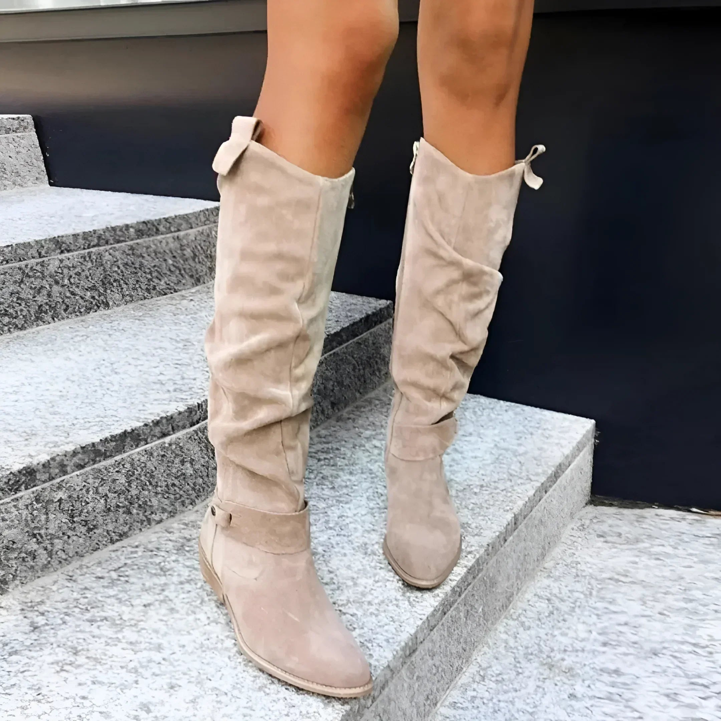 MaisonNox® | Stijlvolle Suède Knieboots