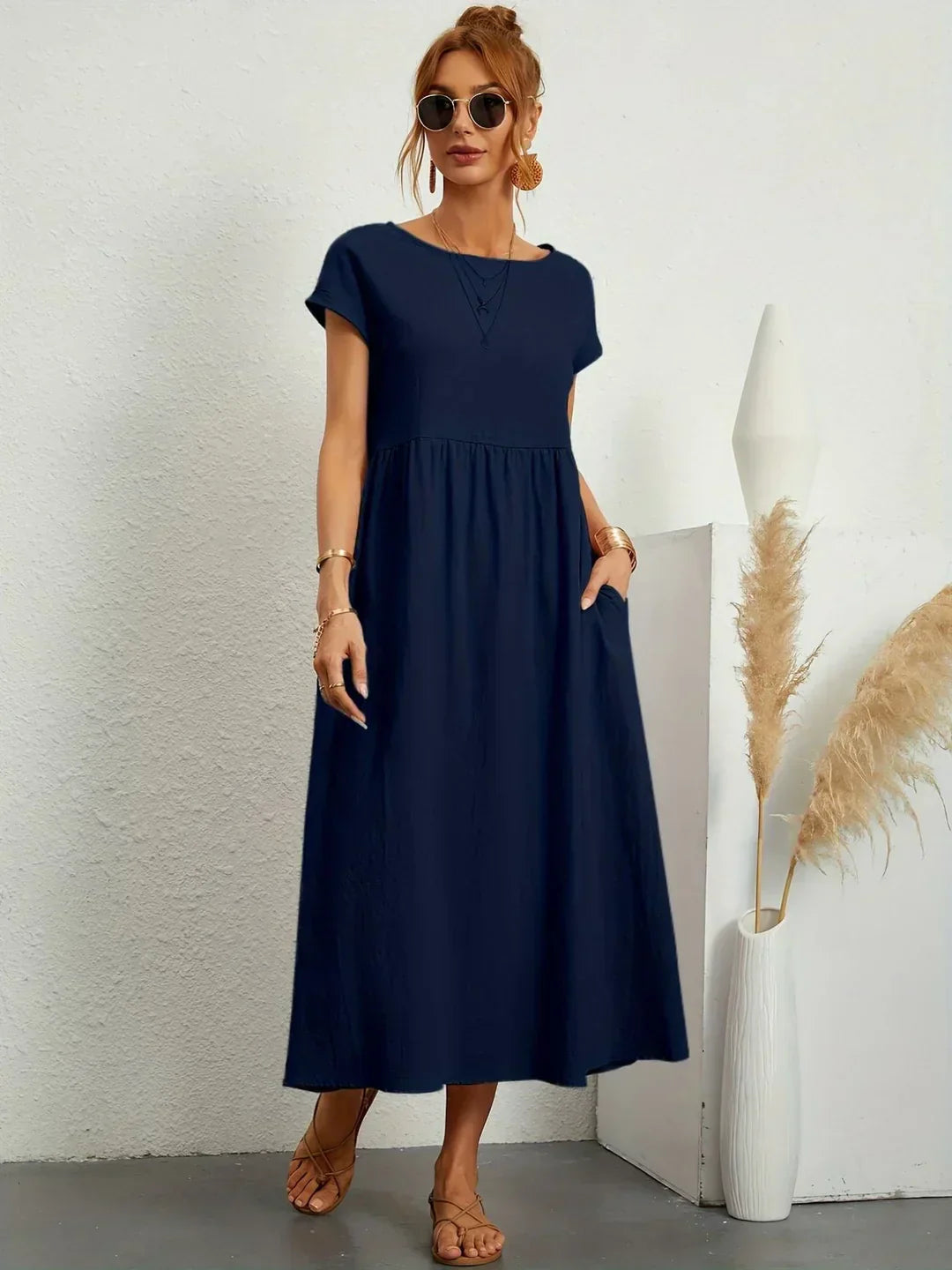maisonnox® | Midi-jurk met vloeiende stof en tijdloze elegantie