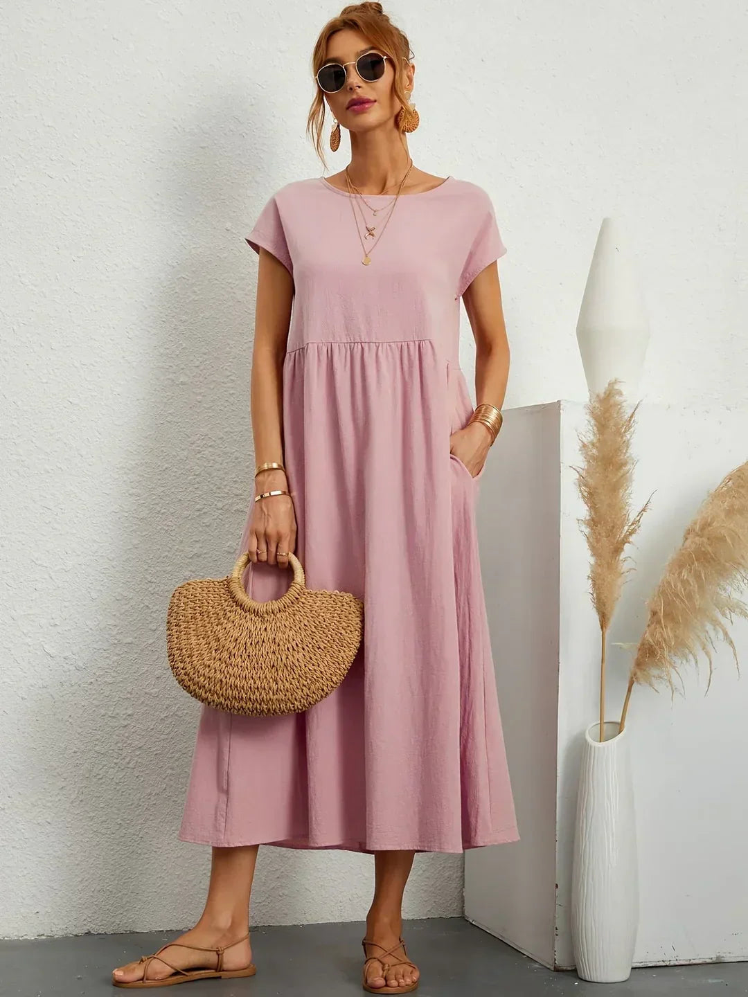 maisonnox® | Midi-jurk met vloeiende stof en tijdloze elegantie