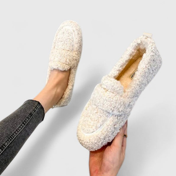 MaisonNox®| Warme Slipper met Elegant Design