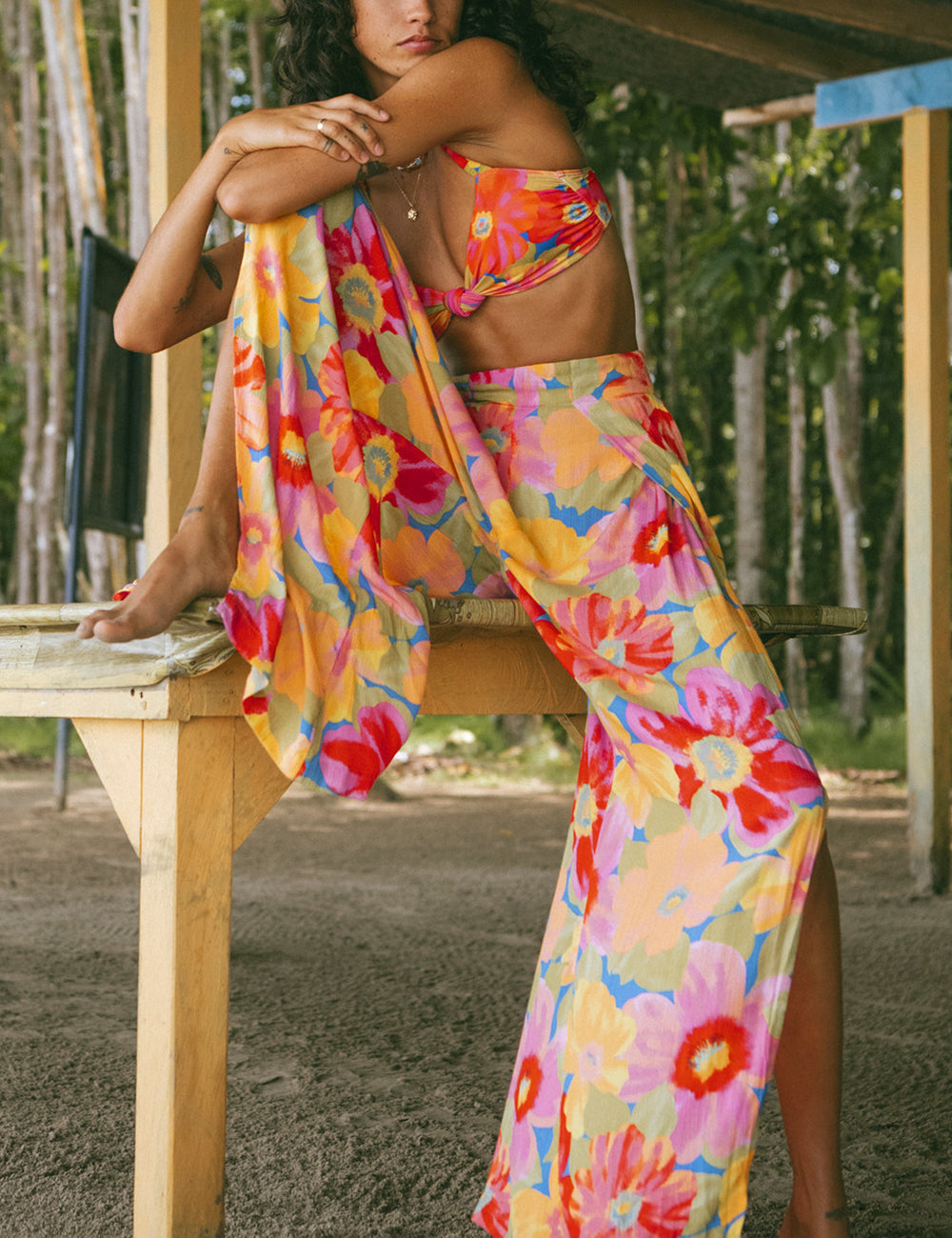 MaisonNox® | Bloemenbroek met uitlopende details