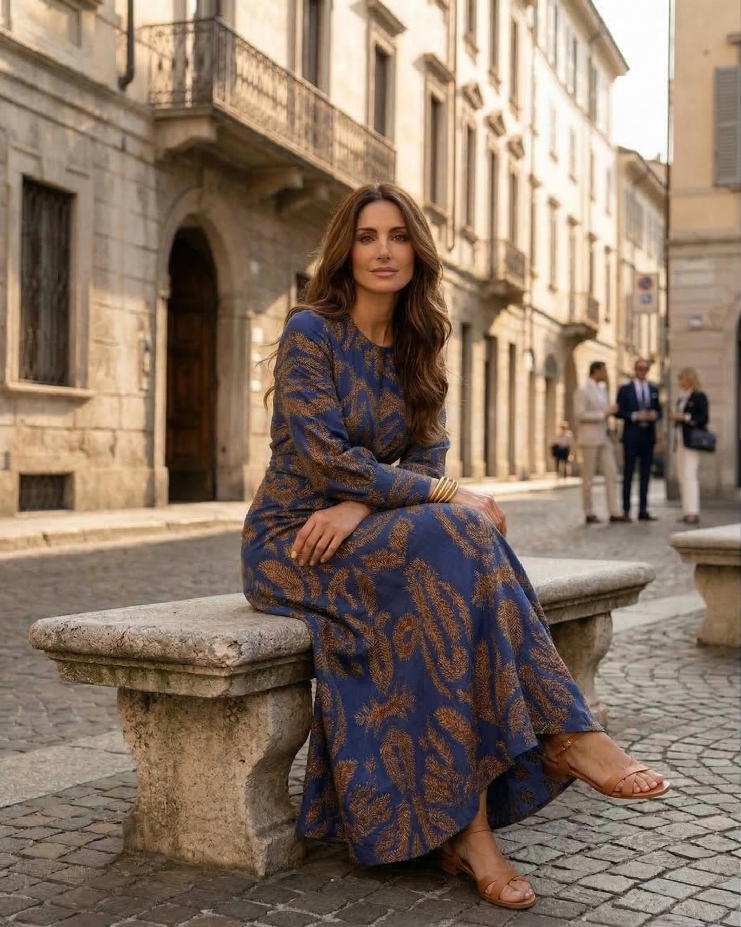 maisonnox® – Elegante midi-jurk met knoop in de taille en artistieke print